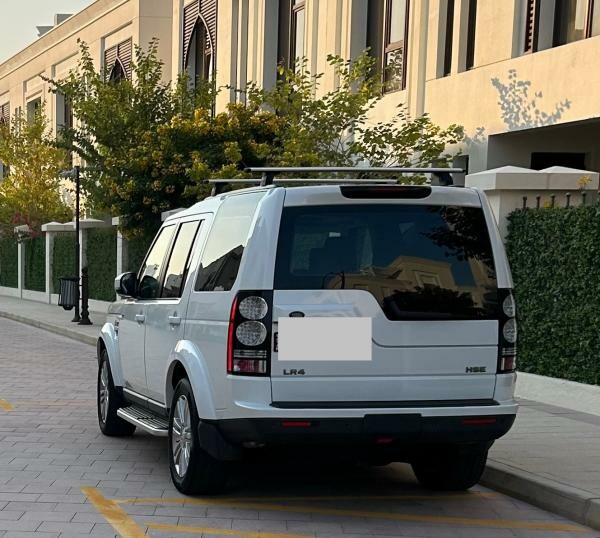 Amazing LR4, 7 seat - 1
