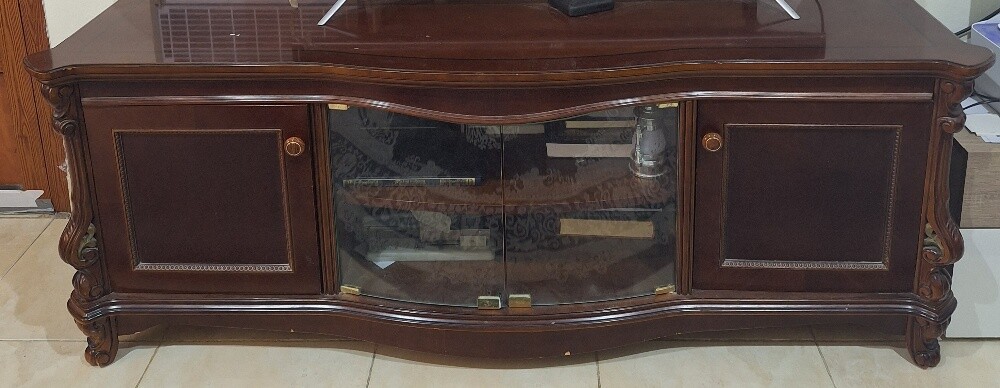 Sturdy table for sale - 1