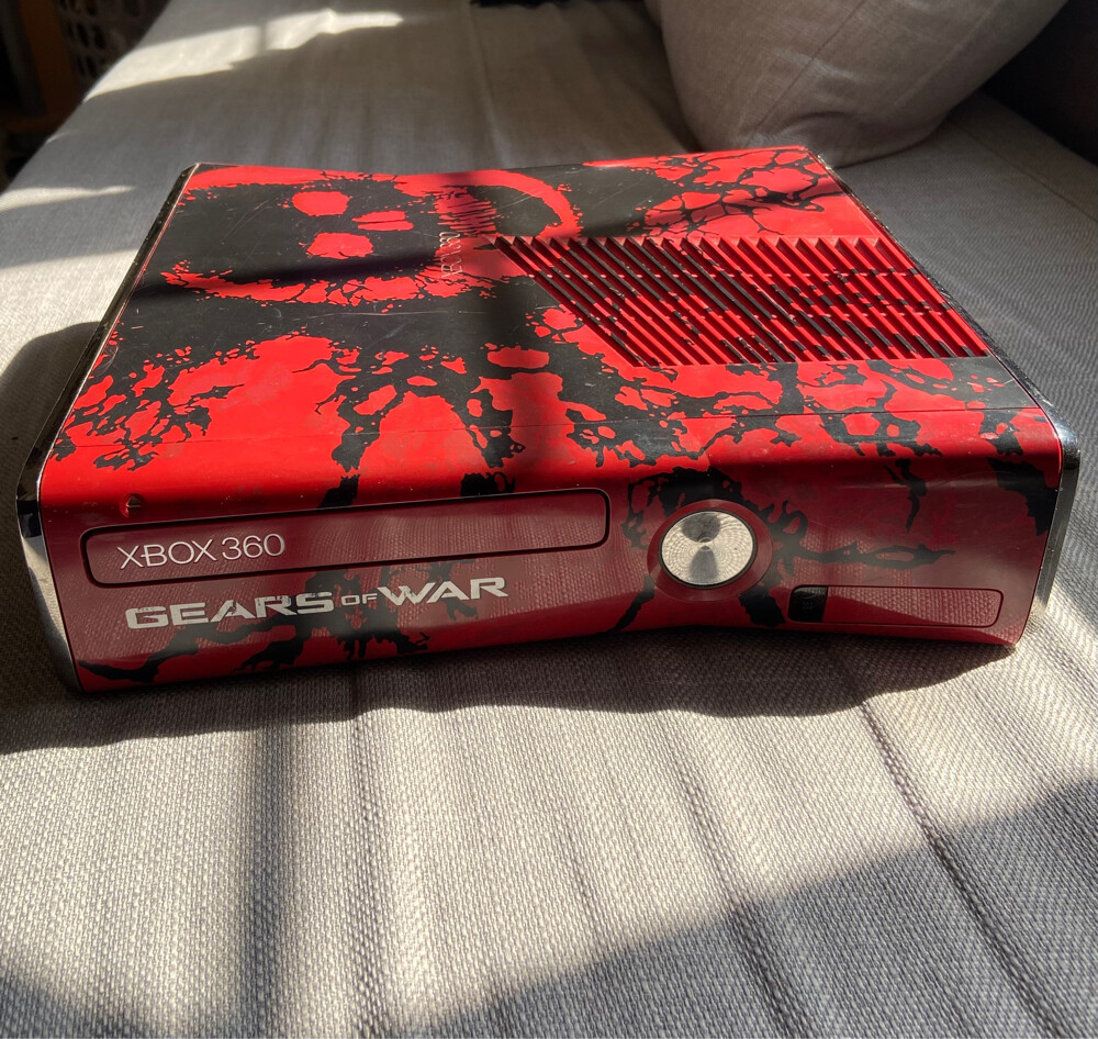 Xbox 360 slim gears of war limited - 4