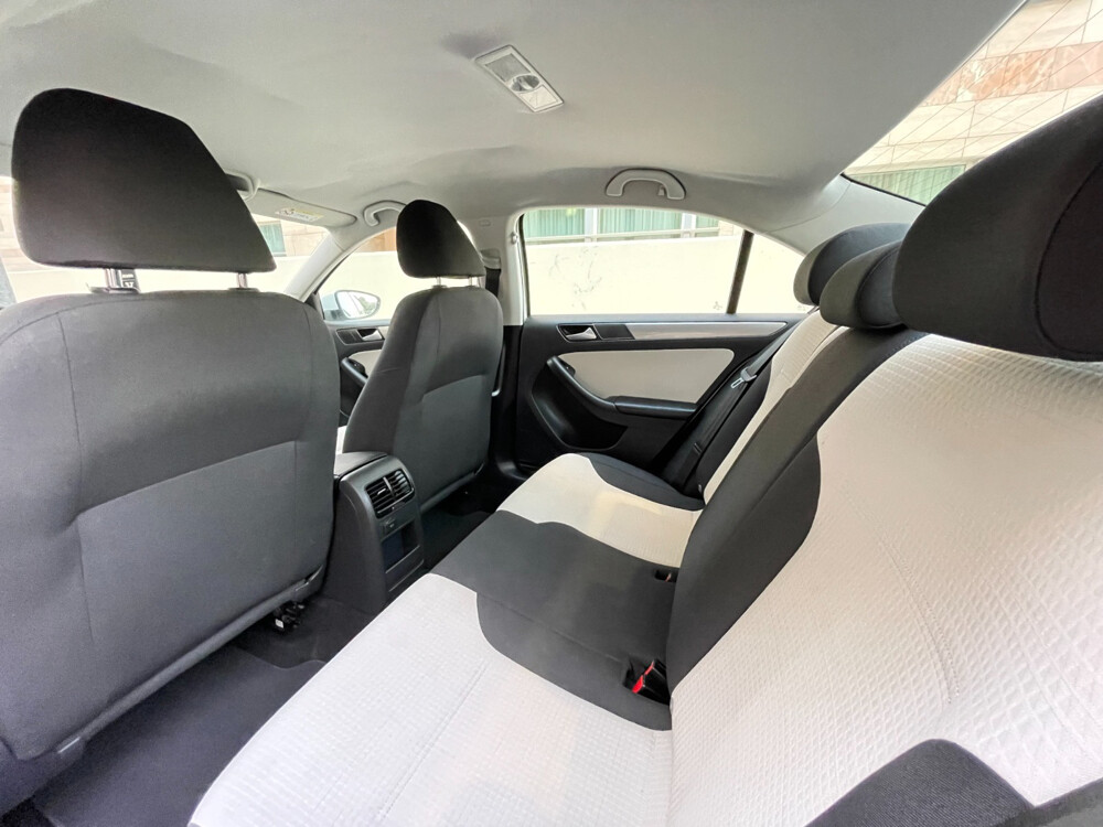 Volkswagen Jetta 2018  - 8