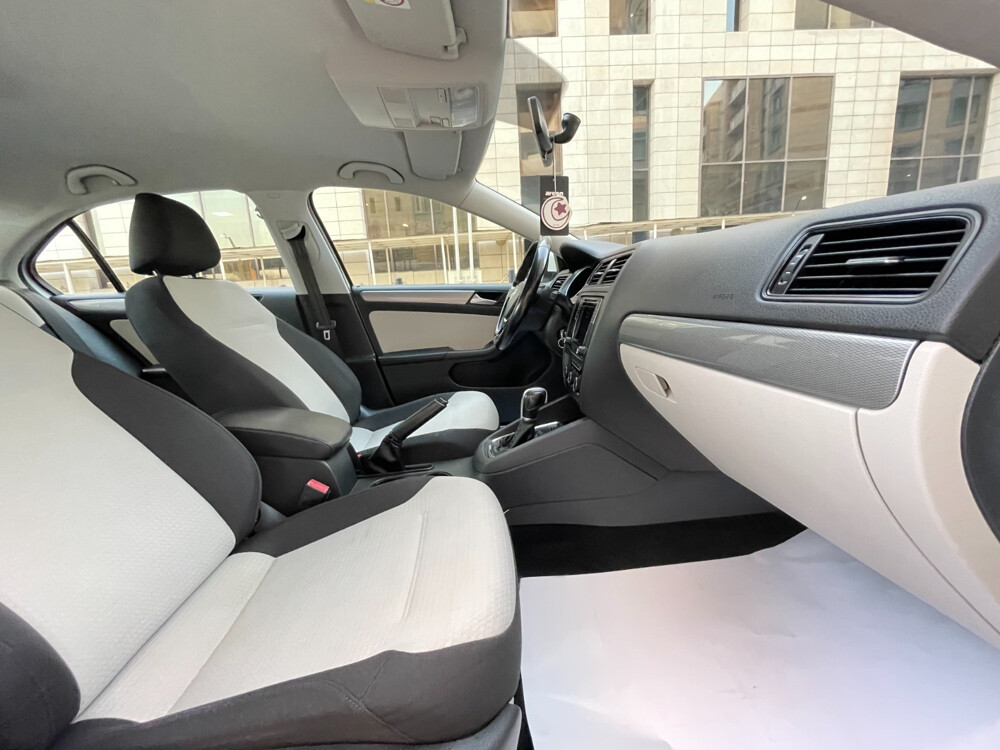 Volkswagen Jetta 2018  - 5
