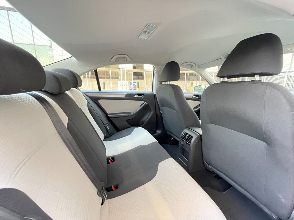Volkswagen Jetta 2018  - 2