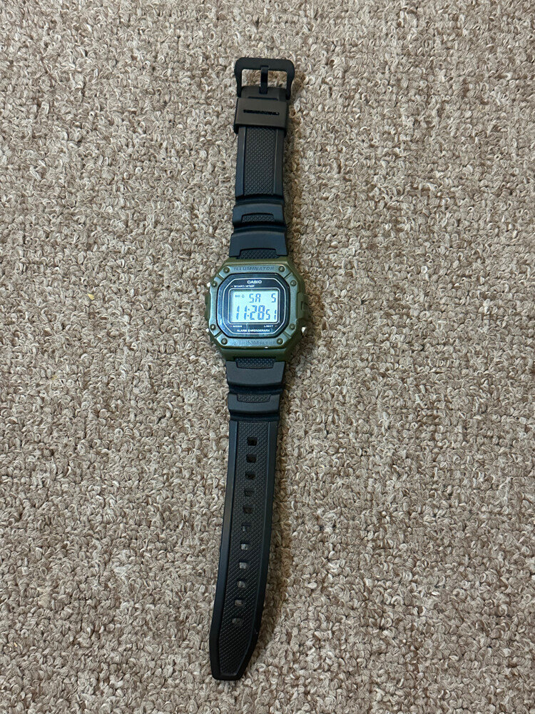 Watches : 4 pieces for 150 riyals , - 4