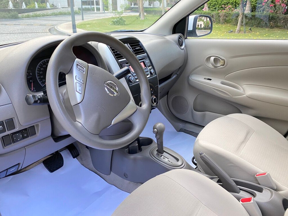 Nissan sunny 2020 - 11