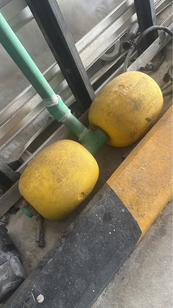 buoys for kayak - 2
