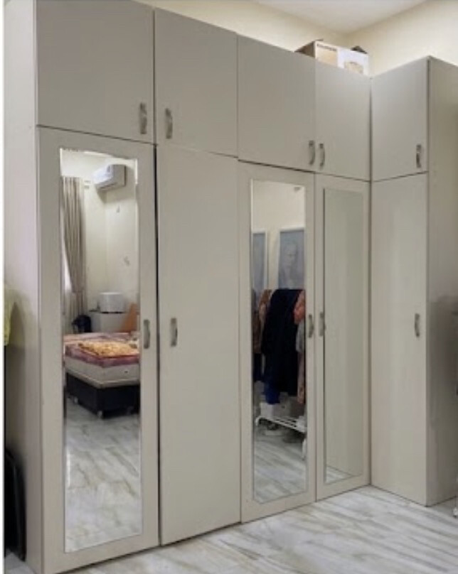 cabinet - 4