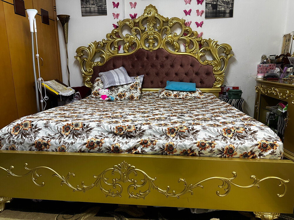 kingsize bed - 1