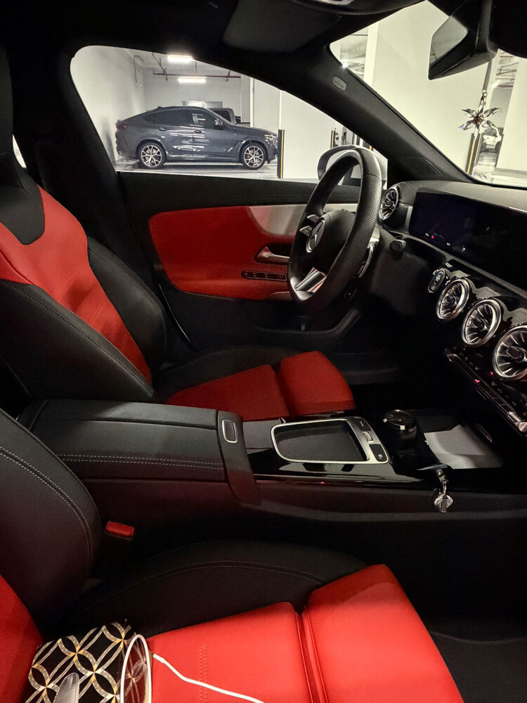 MERCEDES CLA200 - 6