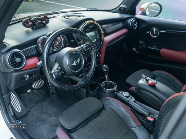 Mini Cooper JCW - 8