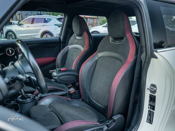 Mini Cooper JCW - 7