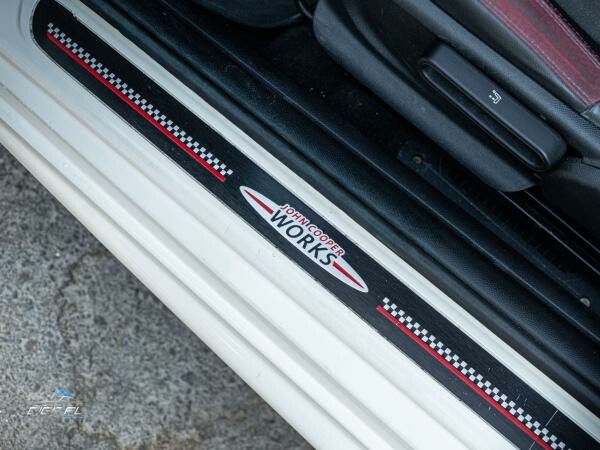 Mini Cooper JCW - 12