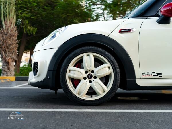 Mini Cooper JCW - 13
