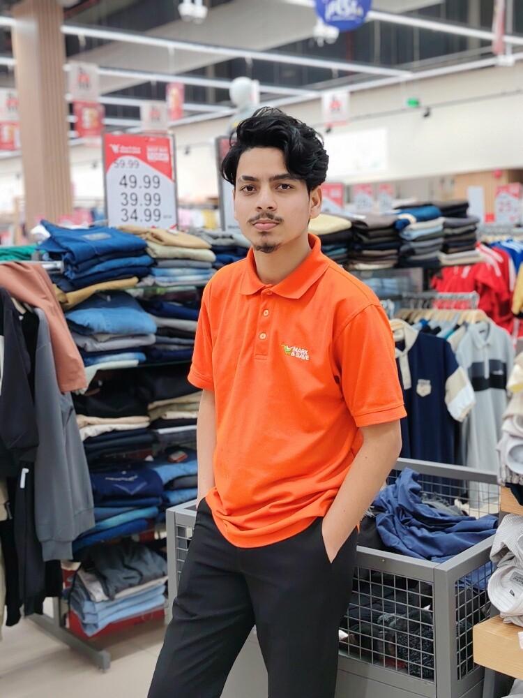 Experienced salesman - 1