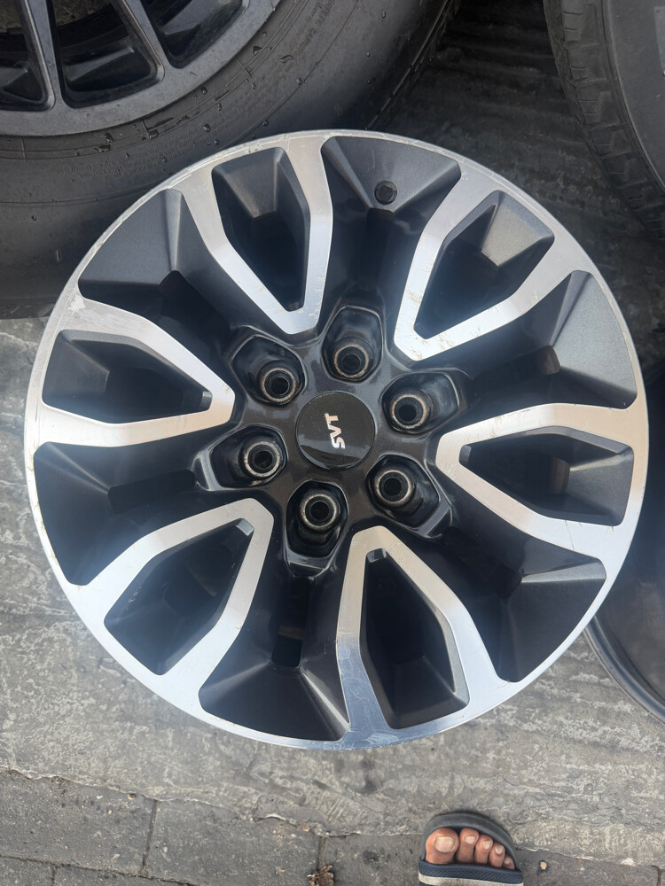 FORD RIMS size 17 - 3