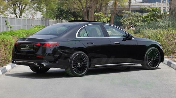 2026 Mercedes-Benz E 300 AMG - 6