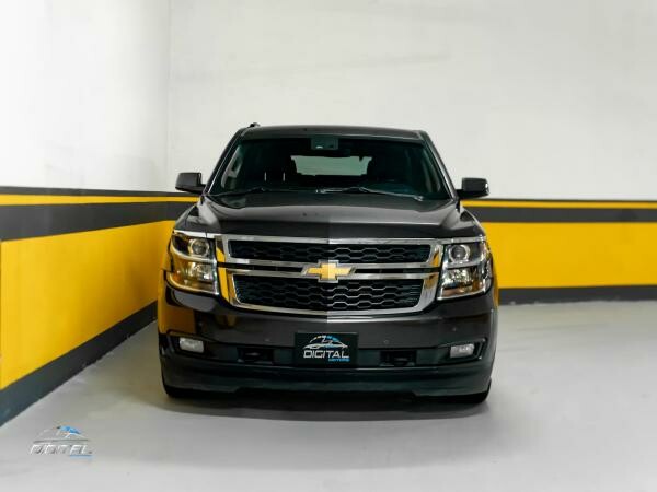 Chevrolet Tahoe - 2