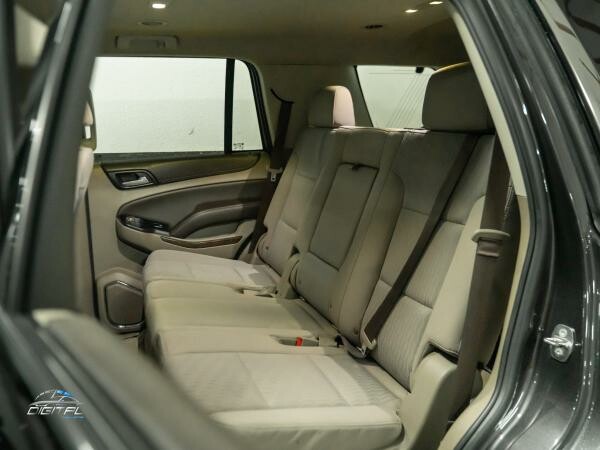 Chevrolet Tahoe - 7