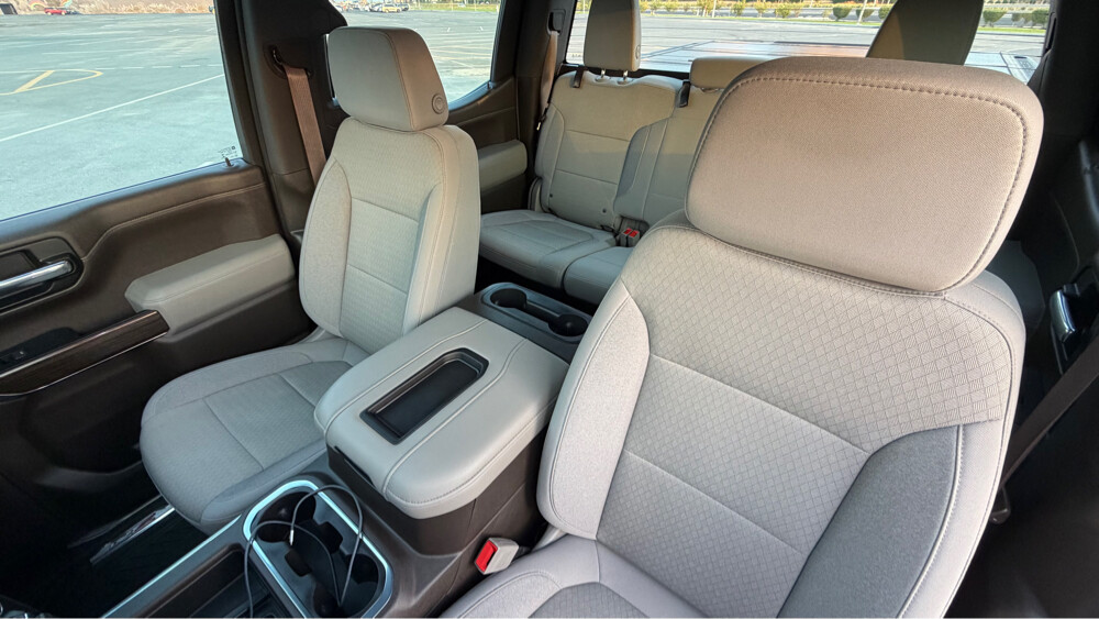 Chevy Silverado LT Z71 Trail Boss - 26