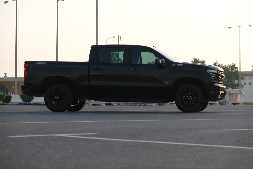 Chevy Silverado LT Z71 Trail Boss - 2