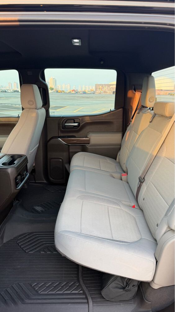 Chevy Silverado LT Z71 Trail Boss - 23