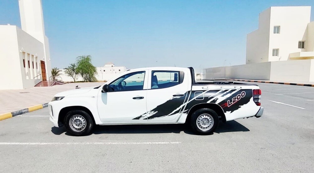 MITSUBISHI L200 - 7