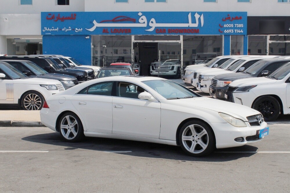 Mercedes-Benz CLS 500
Model: 2006 - 3
