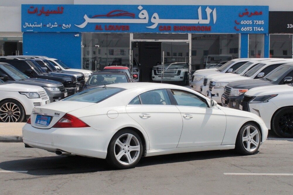 Mercedes-Benz CLS 500
Model: 2006 - 6
