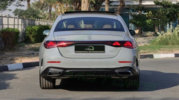 2026 Mercedes-Benz E 300 AMG - 5