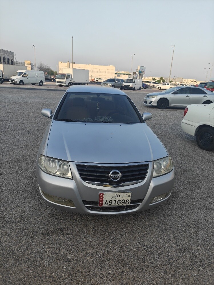 Nissan sunny 2012 model 199km - 1