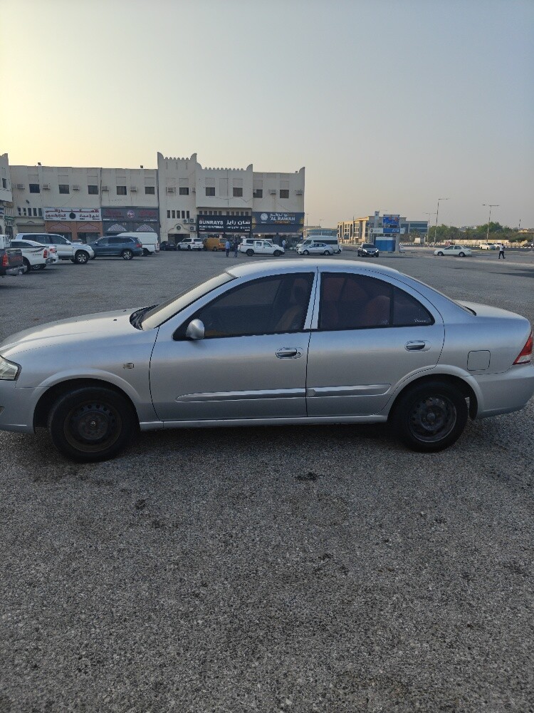 Nissan sunny 2012 model 199km - 4