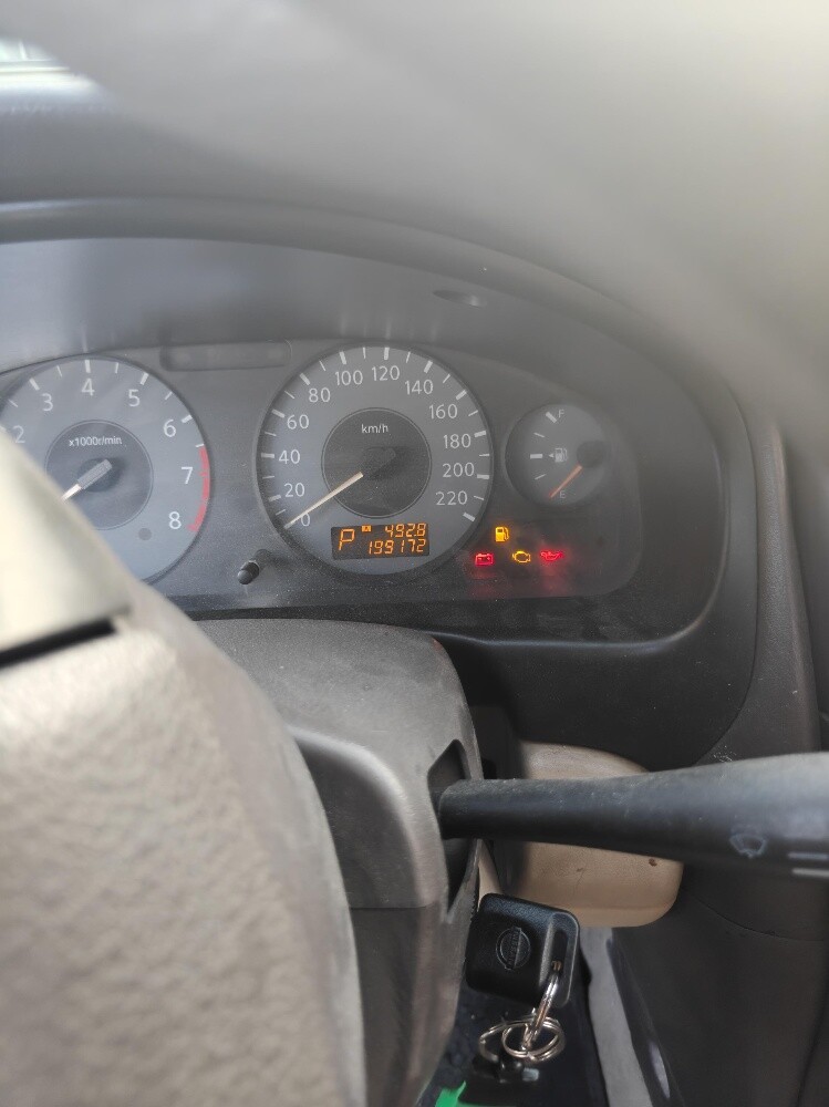 Nissan sunny 2012 model 199km - 6
