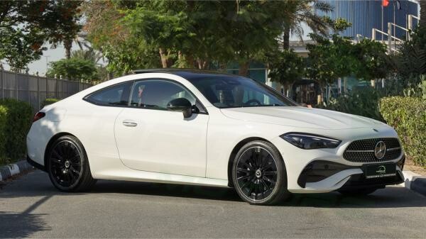 Mercedes-Benz CLE 200 AMG - 4
