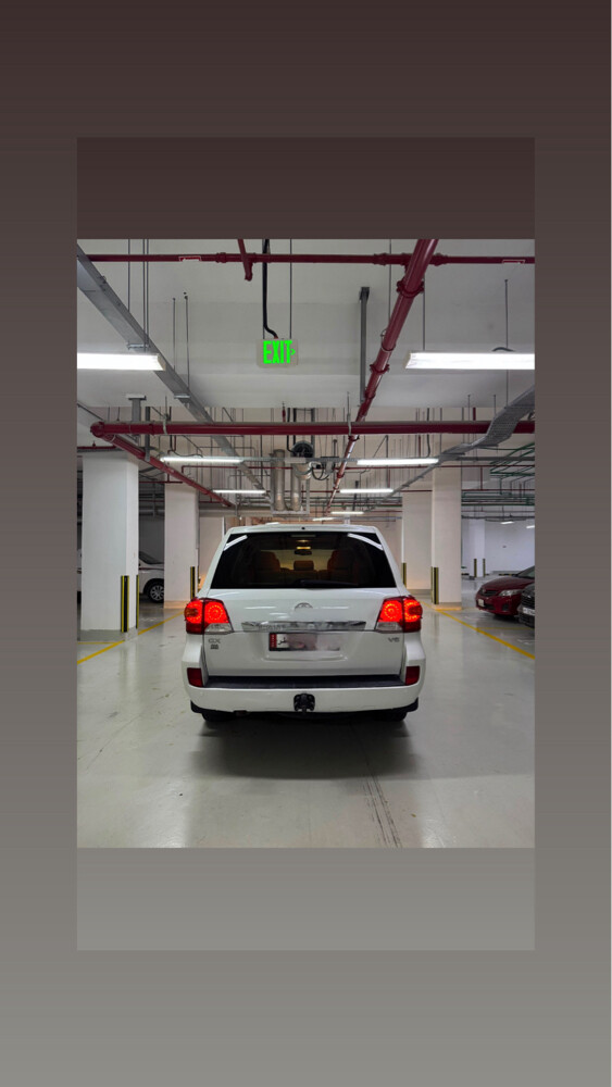 Land Cruiser  - 3