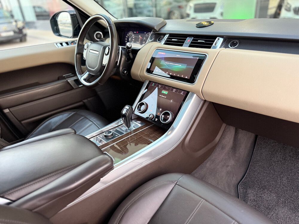 RANGE ROVER - 8