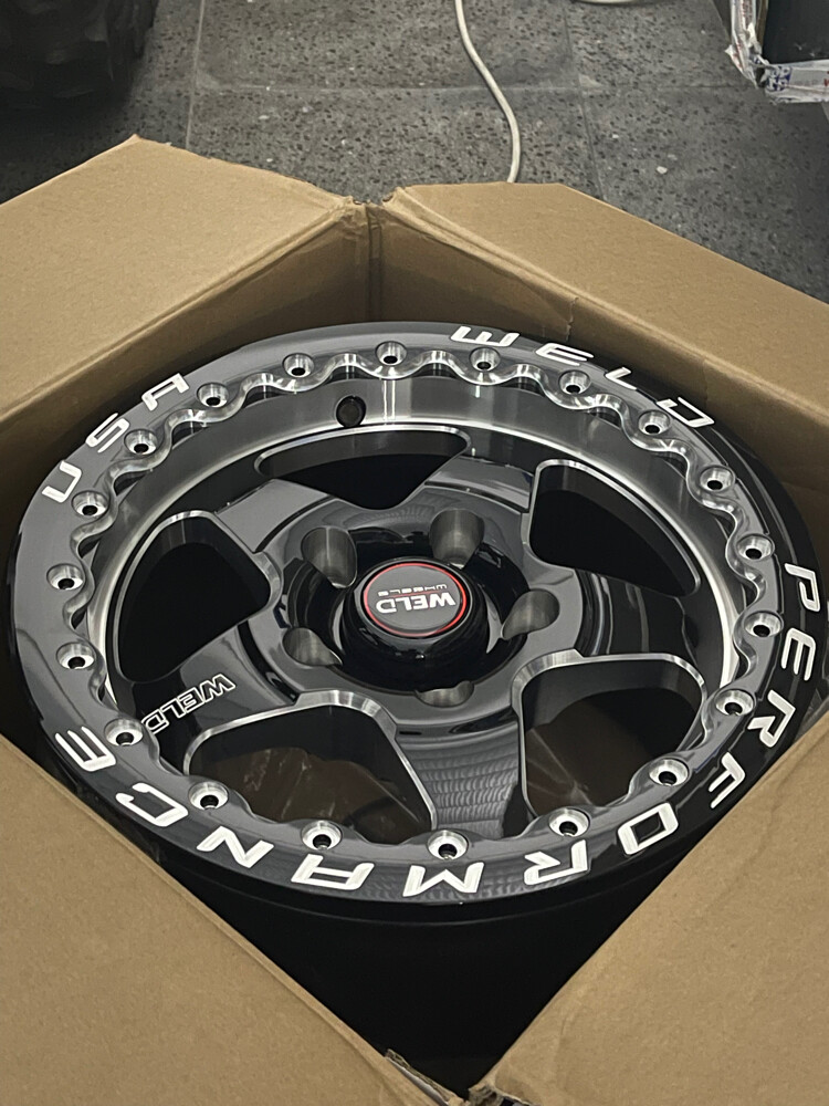 weld performance rims (new) - 2