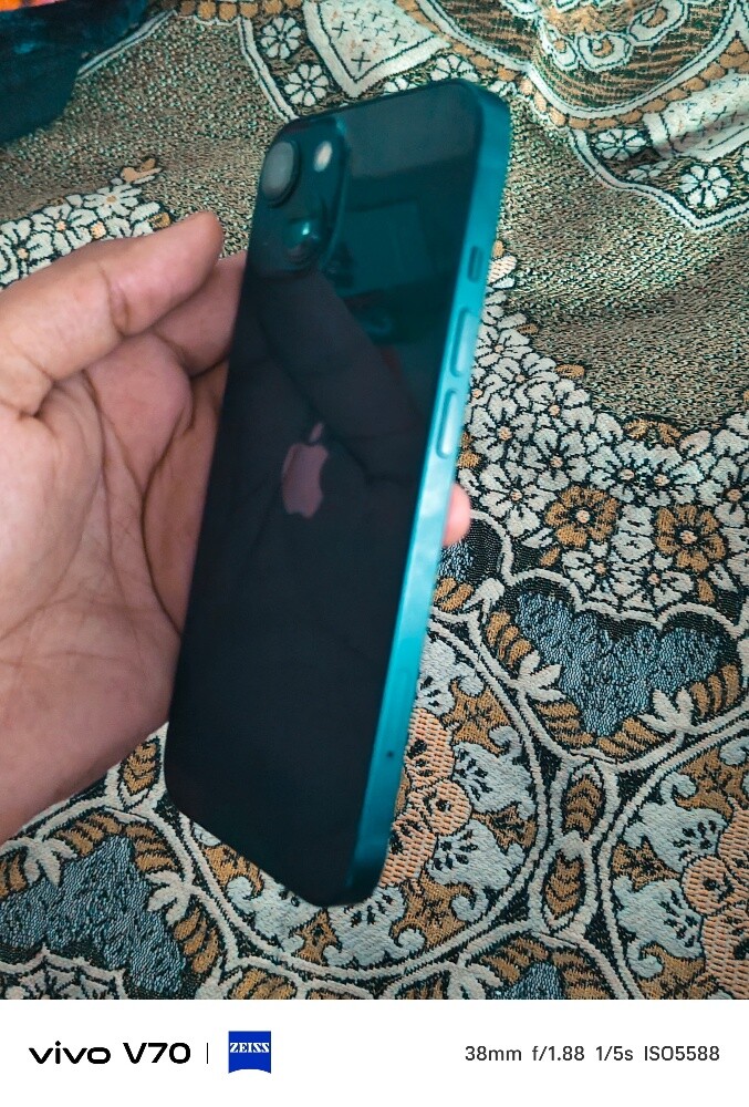 i phone 13 - 3