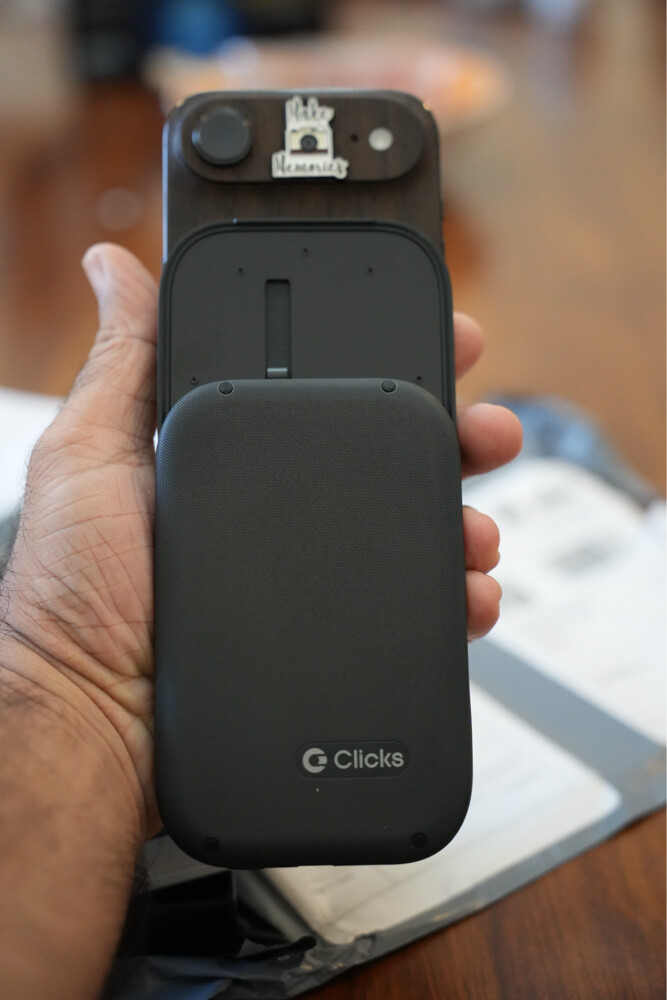 Clicks Power Keyboard  - 3
