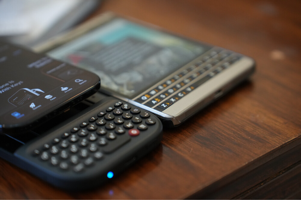 Clicks Power Keyboard  - 7