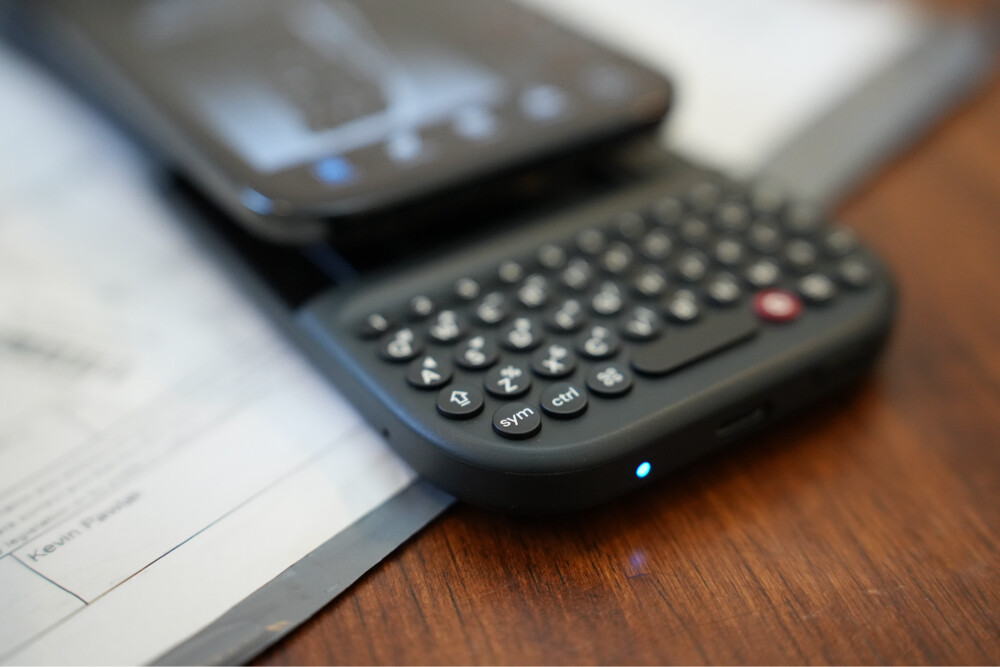 Clicks Power Keyboard  - 4