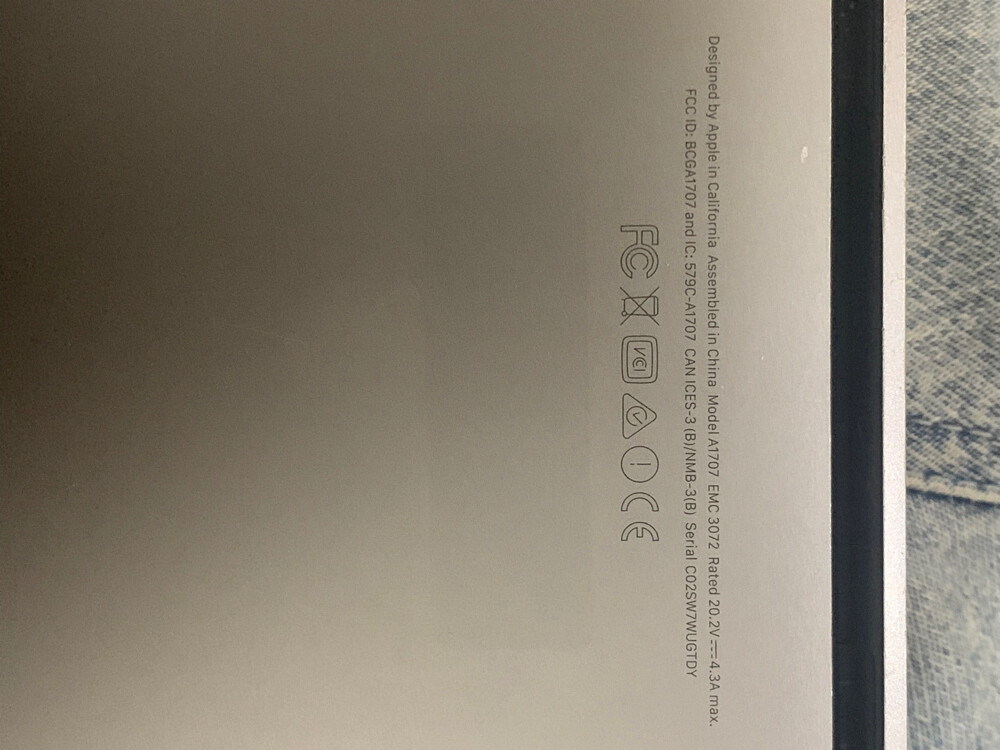 MacBook Pro - 3