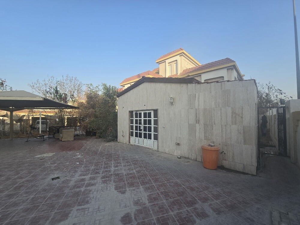 For rent residential villa employee - 8