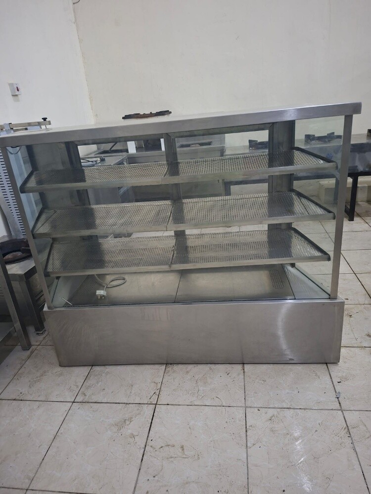 Restaurant kitchen items - 22