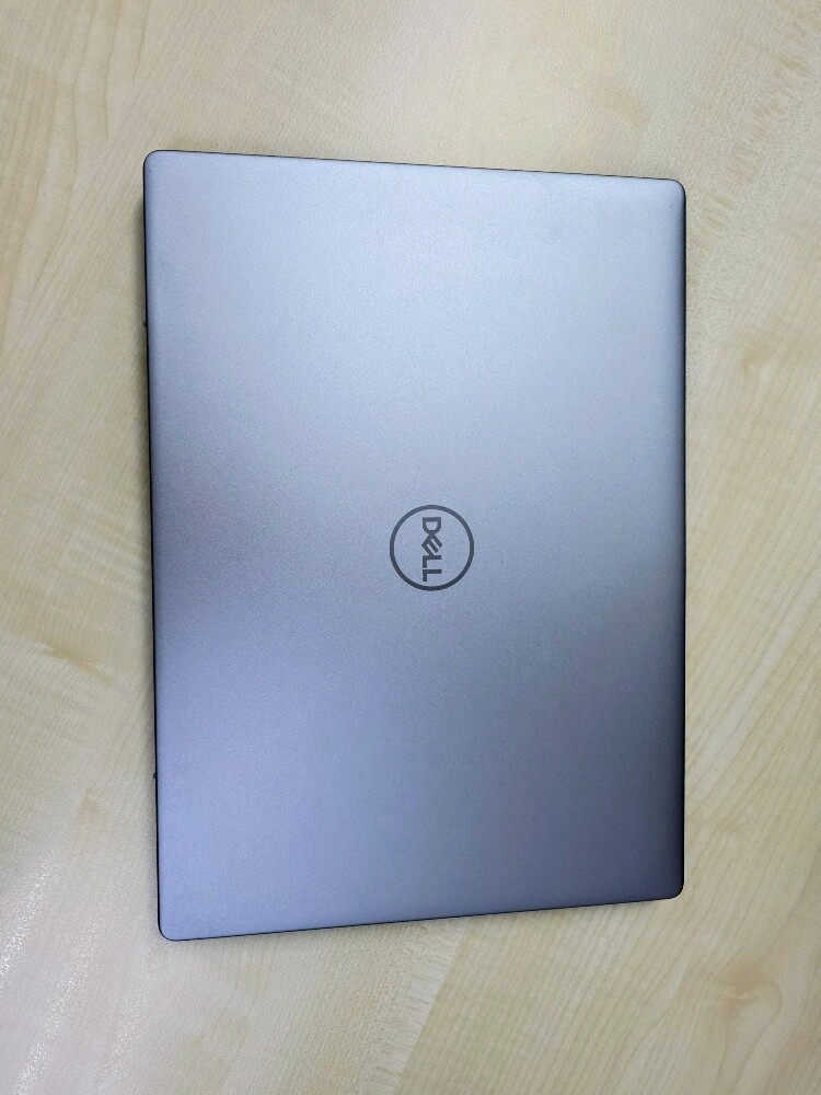 DeLL Ultra 9 185H 32GB 1TB 14" WQXG - 3