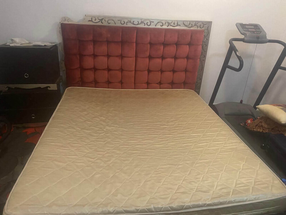 سرير مزدوج  للبيع  - 2