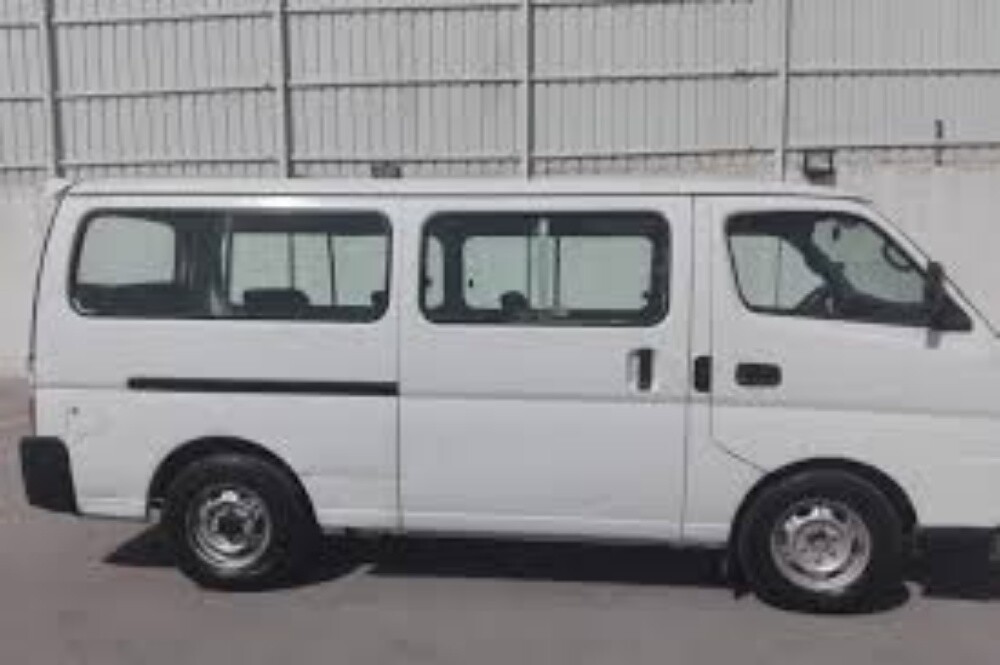 باص نيسان للبيع قطع غيار سكراب - 3