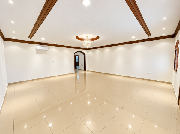 6 Bedroom Villa Madinat Khalifa - 3
