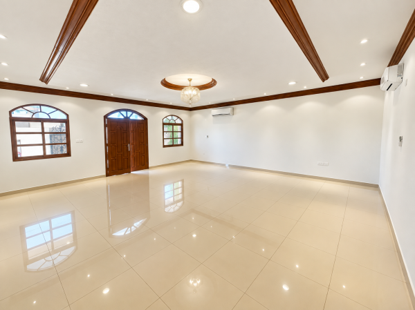 6 Bedroom Villa Madinat Khalifa - 2
