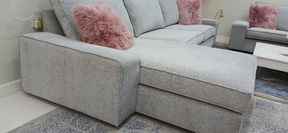 l sip Sofa for sale - 9