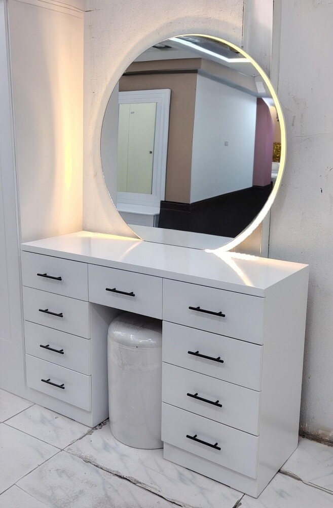 بيع وتصنيع أطقم الكنب. 30032896 - 9
