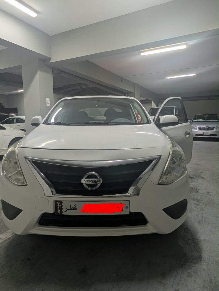 nissan sunny  - 1